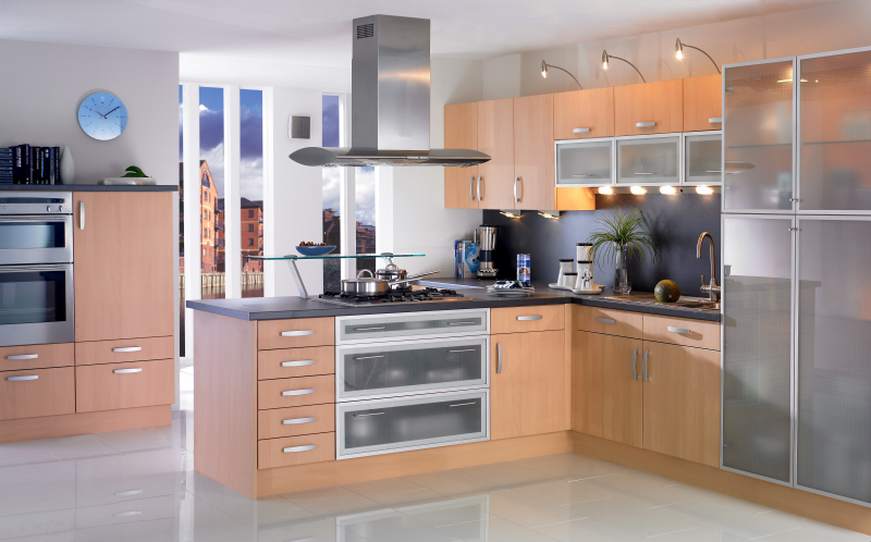 Anlita en hantverkare för renovering 1644816-modern-luxury-kitchen-and-dining-room-interior